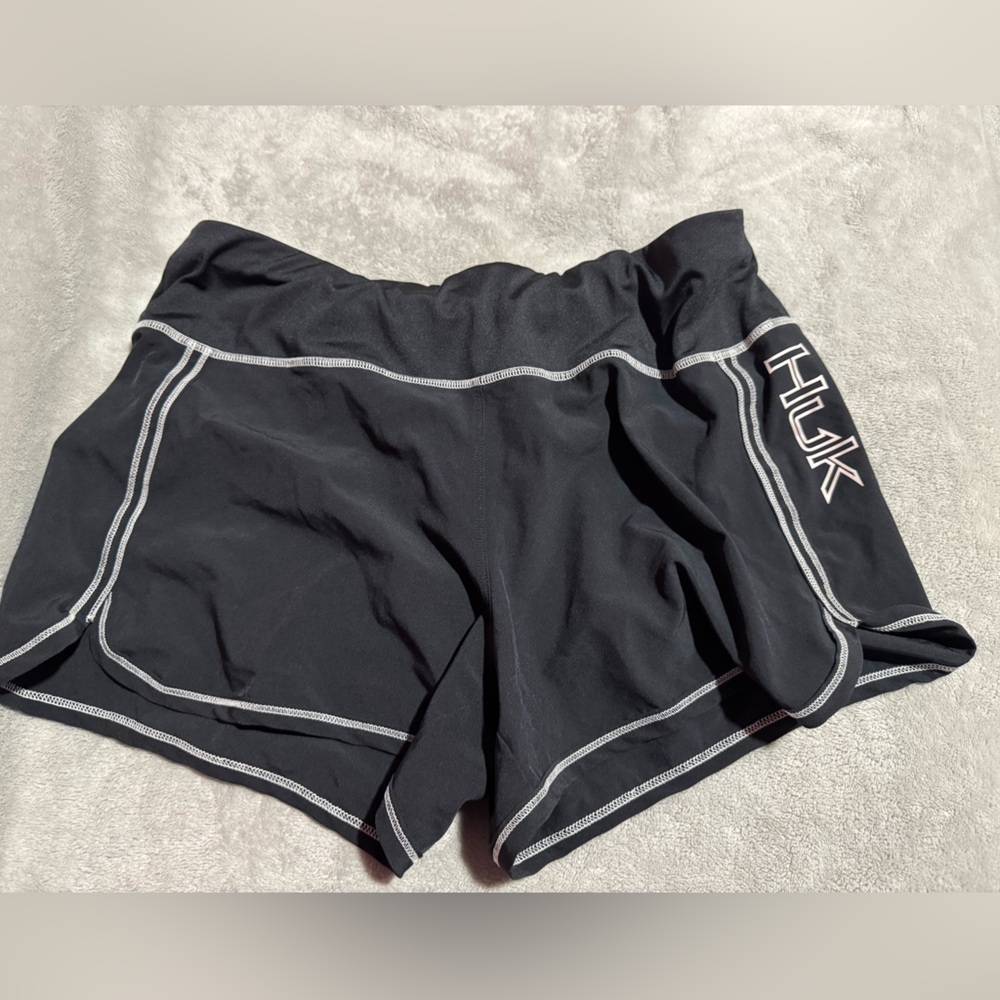 HUK fishing Women's Black Shorts